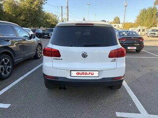 2011 Volkswagen Tiguan I Рестайлинг, белый, 1350000 рублей, вид 3