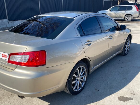 2008 Mitsubishi Galant IX Рестайлинг 2, бежевый, 750000 рублей - вид 4