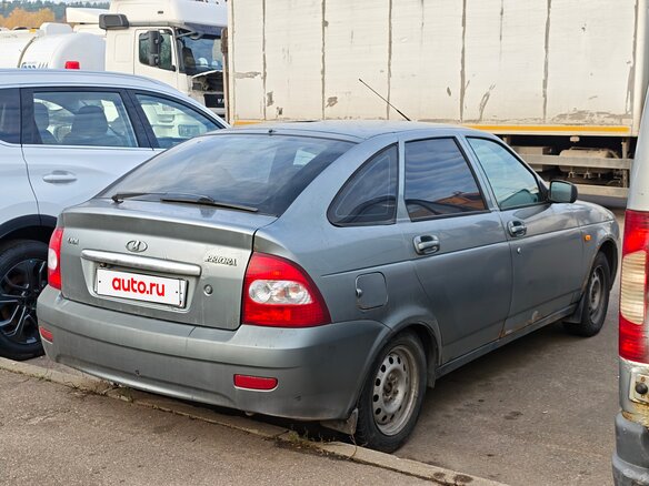 2011 Lada (ВАЗ) Priora I, серый, 400000 рублей - вид 3