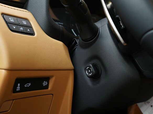 2026 Lexus LX 500d IV, чёрный - вид 14