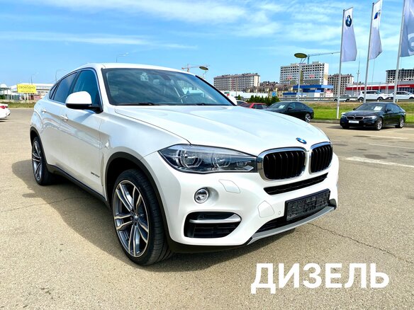 2017 BMW X6 30d II (F16), белый, 4850000 рублей
