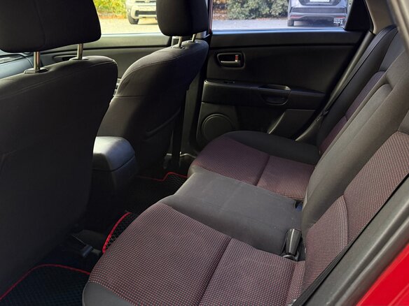 2006 Mazda 3 I (BK) Рестайлинг, красный, 480000 рублей - вид 16