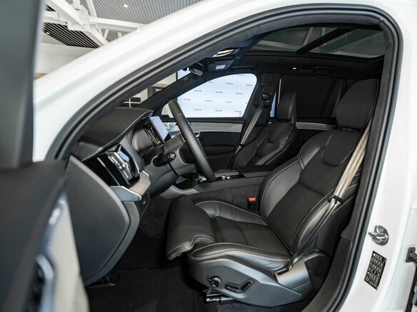 2026 Volvo XC90 B5 II Рестайлинг 2, белый, 13950000 рублей - вид 10