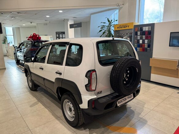 2024 Lada (ВАЗ) Niva Travel I, белый - вид 4