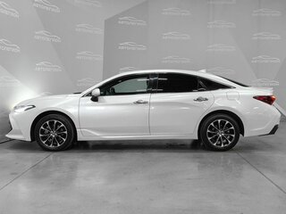 2022 Toyota Avalon V, белый, 3000000 рублей, вид 2