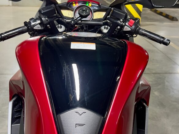 2011 Honda VFR 1200, красный, 800000 рублей - вид 7