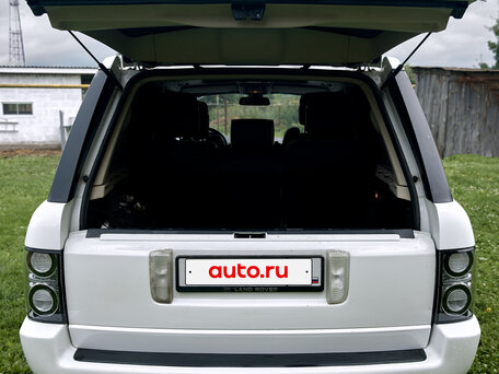 2011 Land Rover Range Rover III Рестайлинг 2, белый, вид 4