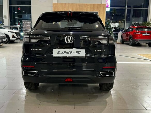 2025 Changan UNI-S I, чёрный, 3179900 рублей - вид 3