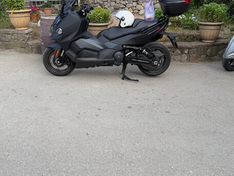 2024 Sym Maxsym TL 500, чёрный, 650000 рублей, вид 2