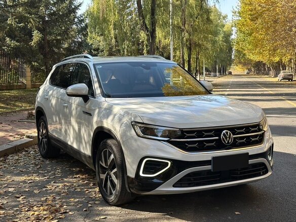 2023 Volkswagen Tayron I Рестайлинг, белый, 2150000 рублей - вид 1
