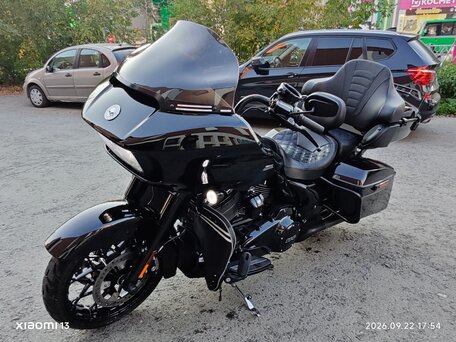 2019 Harley-Davidson Road Glide, чёрный, 2799000 рублей, вид 4