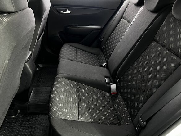 2018 Kia Rio X-Line IV, белый, 1550000 рублей - вид 9