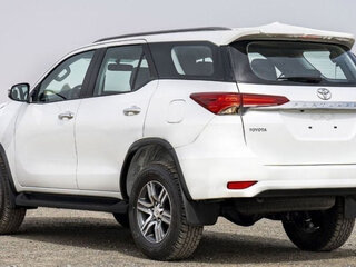 2026 Toyota Fortuner II Рестайлинг, чёрный, 4750000 рублей, вид 3