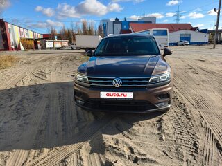 2019 Volkswagen Tiguan II, коричневый, 3050000 рублей, вид 2