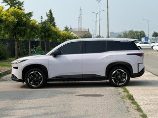 2026 Toyota bZ3X 50 kWh, серый, 2100000 рублей, вид 4