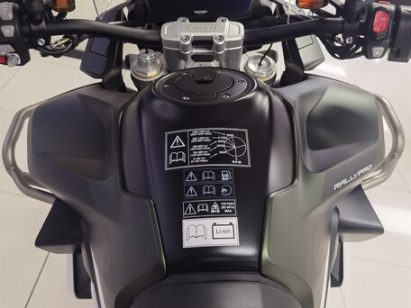 2023 Triumph Tiger 1200, зелёный, 1950000 рублей, вид 4