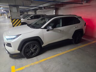 2024 Toyota RAV4 V (XA50), белый, 3640000 рублей, вид 5