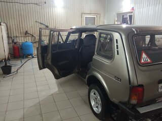2003 Lada (ВАЗ) 2131 (4x4) I, серебристый, 265000 рублей, вид 4