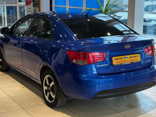 2009 Kia Cerato 5-speed II, синий, 475000 рублей, вид 4