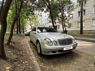 2002 Mercedes-Benz E-Класс 320 III (W211, S211), серый, 1100000 рублей, вид 2