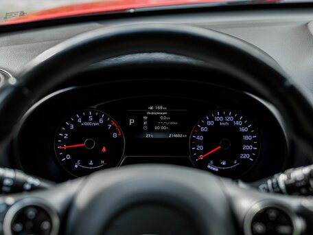 2017 Kia Soul II Рестайлинг, красный, 1180000 рублей, вид 5
