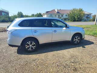 2012 Mitsubishi Outlander III, серебристый, 1150000 рублей, вид 3