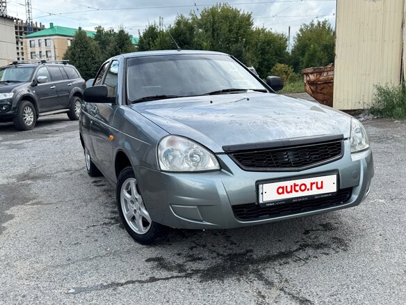 2011 Lada (ВАЗ) Priora I, серый, 180000 рублей - вид 1