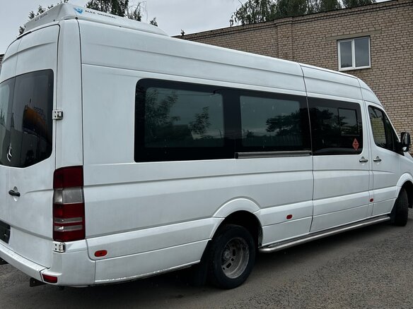 2008 Mercedes-Benz Sprinter, белый, 2200000 рублей - вид 2