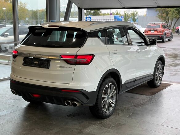 2022 Geely Coolray I, белый, 1450000 рублей - вид 5