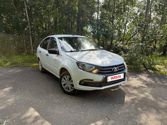 2021 Lada (ВАЗ) Granta I Рестайлинг, белый, 610000 рублей - вид 1