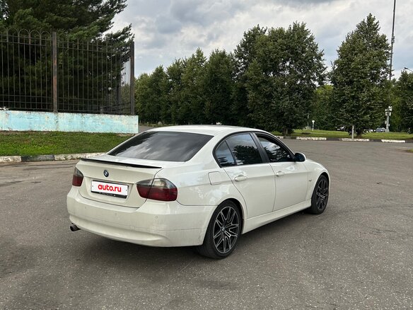 2006 BMW 3 серии 320i V (E90/E91/E92/E93), белый, 700000 рублей - вид 3