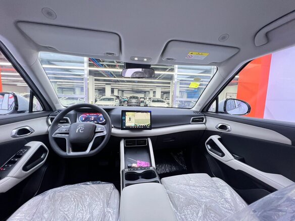 2026 BYD Yuan Up 32 kWh, серый, 1710000 рублей - вид 11