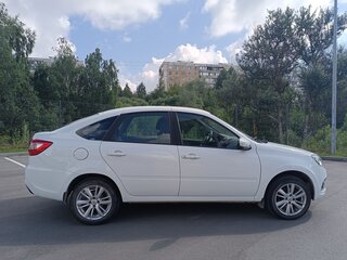 2024 Lada (ВАЗ) Granta I Рестайлинг, белый, 890000 рублей, вид 4