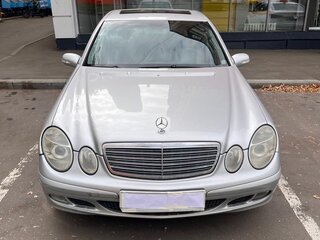 2004 Mercedes-Benz E-Класс 240 III (W211, S211), серебристый, 960000 рублей, вид 2