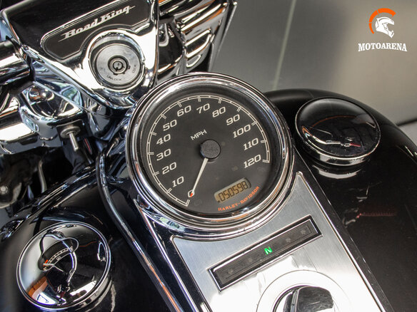 2019 Harley-Davidson Road King, чёрный, 1288960 рублей - вид 9