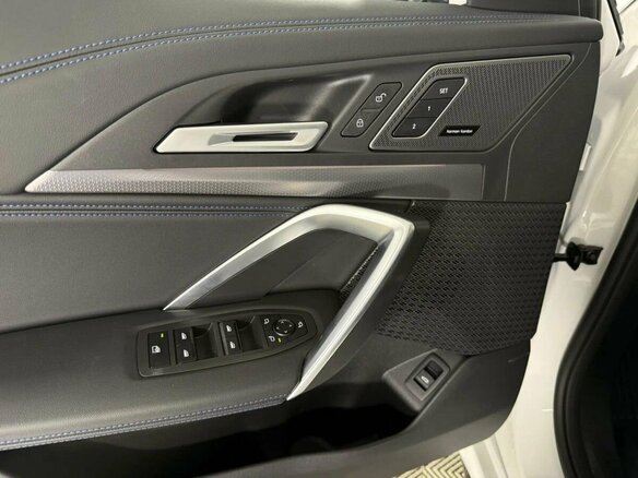 2026 BMW X1 25Li xDrive III (U11/U12), белый - вид 16