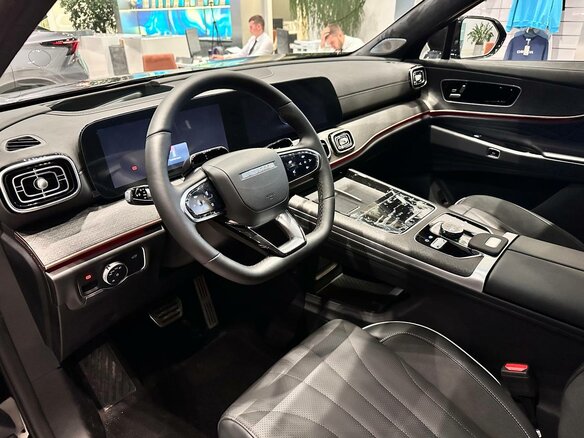 2025 Jaecoo J8, чёрный - вид 10