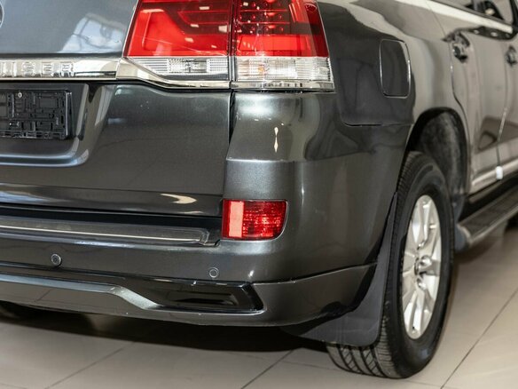 2010 Toyota Land Cruiser 200 Series, серый, 2700000 рублей - вид 16