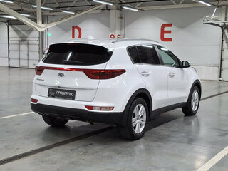2018 Kia Sportage IV Рестайлинг, белый, 2249000 рублей, вид 5