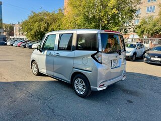 Toyota Tank I