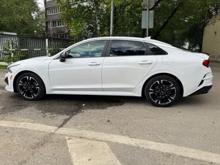 2020 Kia K5 III, белый, 1900000 рублей, вид 4