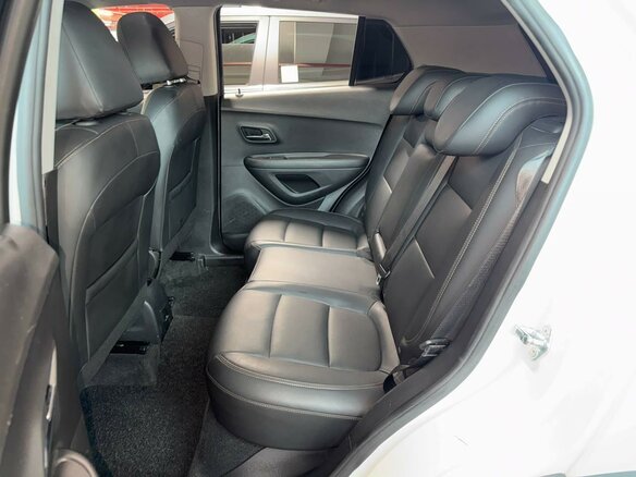 2020 Chevrolet Trax I Рестайлинг, белый, 1700000 рублей - вид 31
