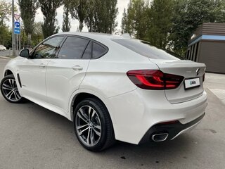 2019 BMW X6 30d II (F16), белый, 3800000 рублей, вид 2
