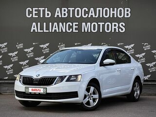 2019 Skoda Octavia III (A7) Рестайлинг, белый, 1085000 рублей, вид 3