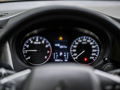2020 Mitsubishi Outlander III Рестайлинг 3, чёрный, 1779000 рублей, вид 5