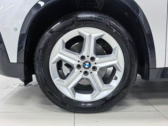 2023 BMW X1 Long 20Li sDrive III (U11/U12), белый, 3040999 рублей - вид 13