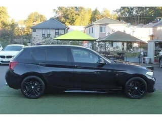 2018 BMW 1 серии 118i II (F20/F21) Рестайлинг 2, чёрный, 1400007 рублей, вид 4