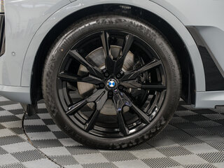 2026 BMW X7 40d I (G07) Рестайлинг, серый, 17790000 рублей, вид 3