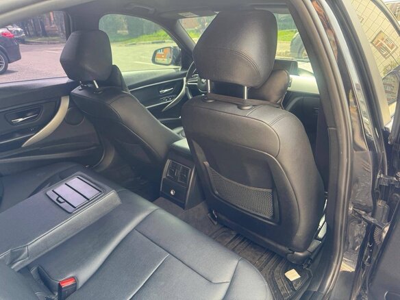 2015 BMW 3 серии 318i VI (F3x) Рестайлинг, чёрный, 1600000 рублей - вид 15