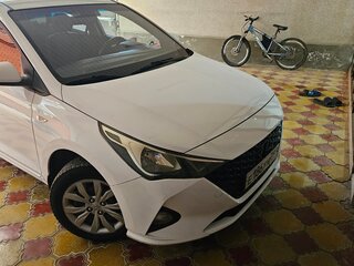 2021 Hyundai Solaris II Рестайлинг, белый, 999000 рублей, вид 1